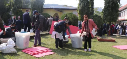 २५ जिल्लाका ४४ वटा मतदान केन्द्रमा मतदान प्रभावित, १५ वटा केन्द्रमा स्थगित