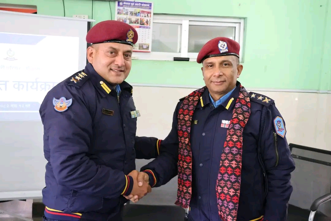भीआईपी विचौलियालाई प्रहरी हिरासतमा मोजमस्ती, प्रहरी संगठन बदनाम्, को-को तानिए छानविनमा ?