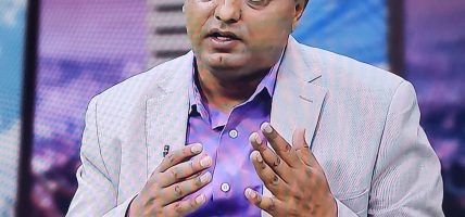छानबिन बाँकी, हुमागाईंको पुनः दौड ! विज्ञापन बोर्डमा दोहोर्याउने सरकारको आधार के ? छानबिन बाँकी, हुमागाईंको पुनः दौड ! विज्ञापन बोर्डमा दोहोर्याउने सरकारको आधार के ?